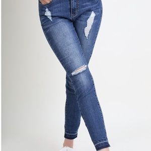 Umgee Distressed Jeans 👖